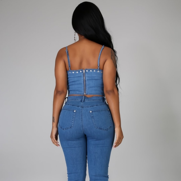 2pc Denim Graffiti Set Sm Top size 8 bottoms - Picture 2 of 4